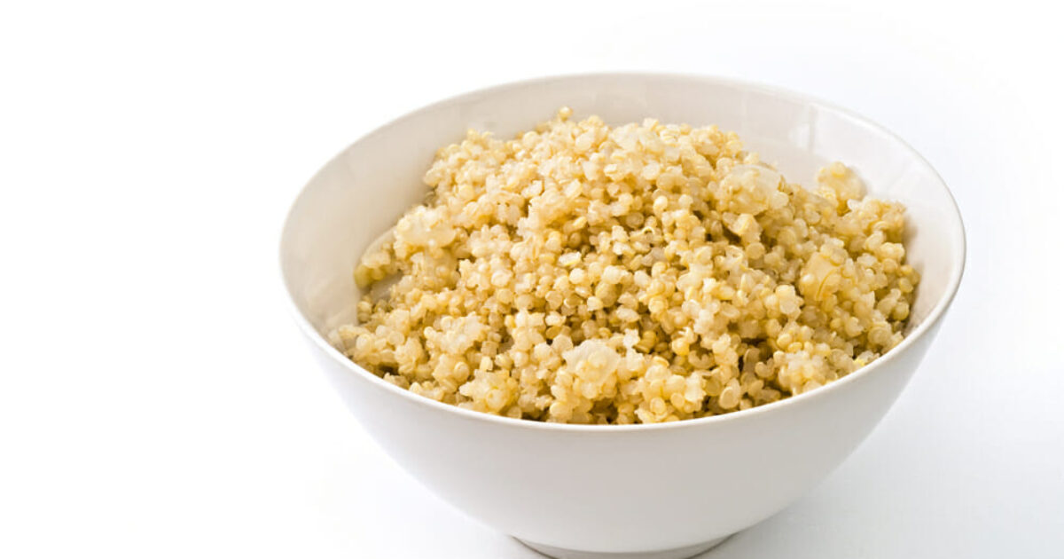 קינואה עם בצל