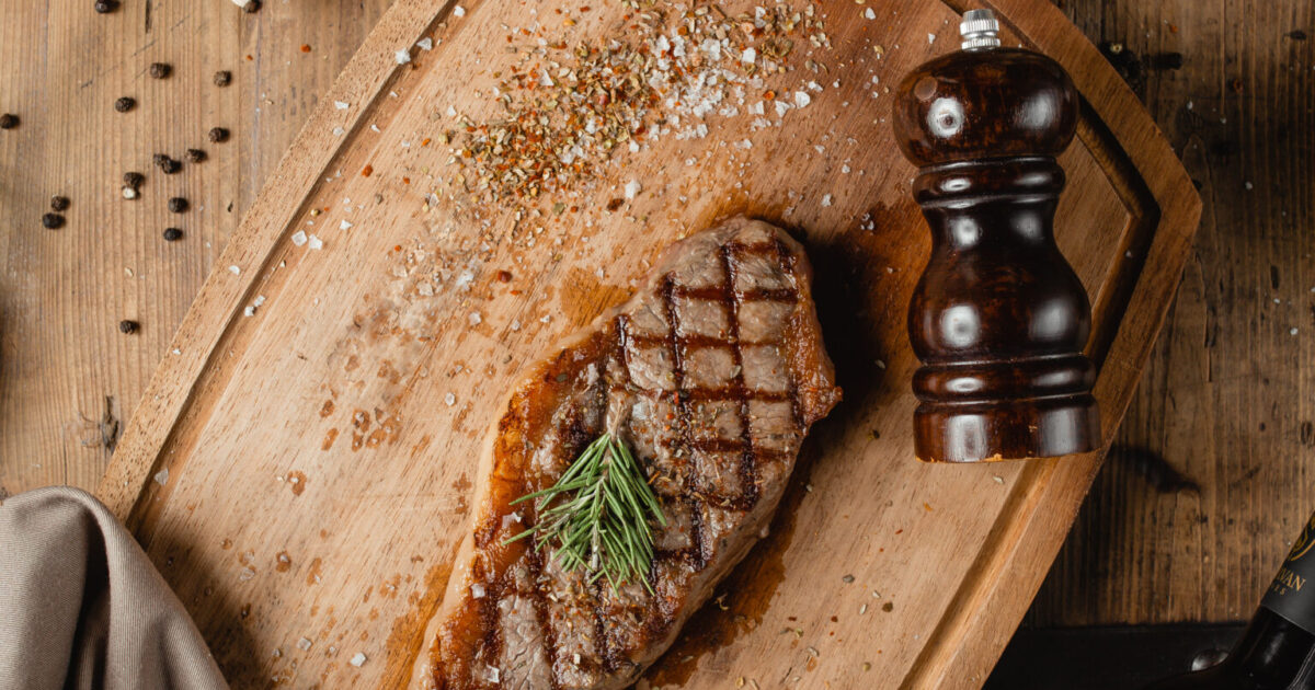 סטייק אונטריב על האש