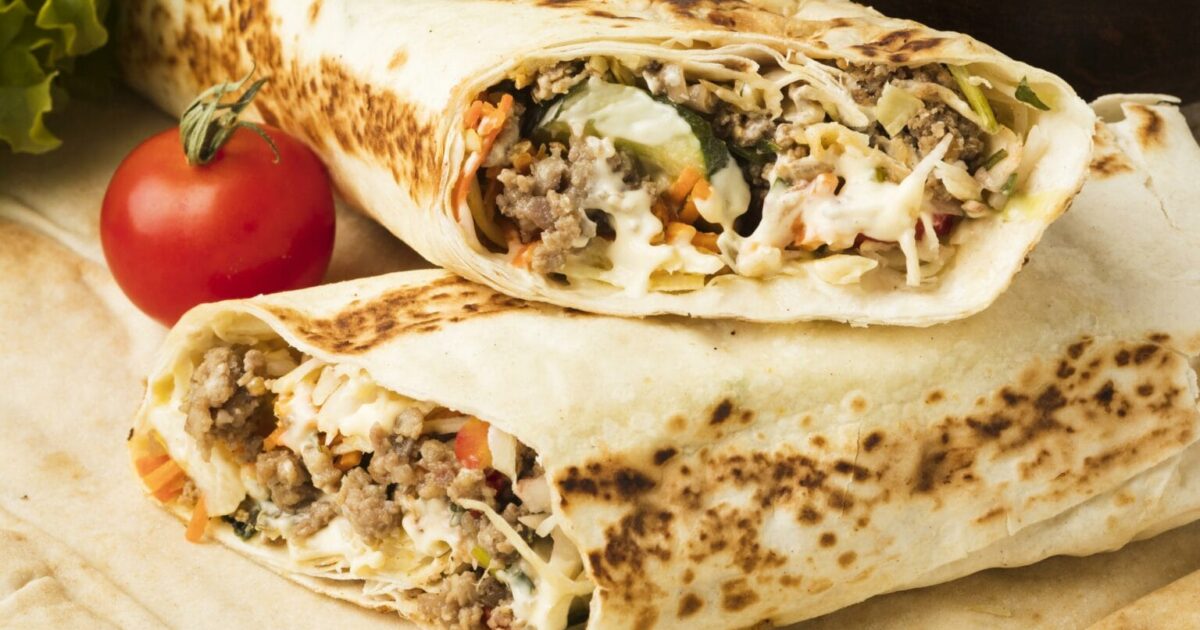 טורטיה עם בשר טחון