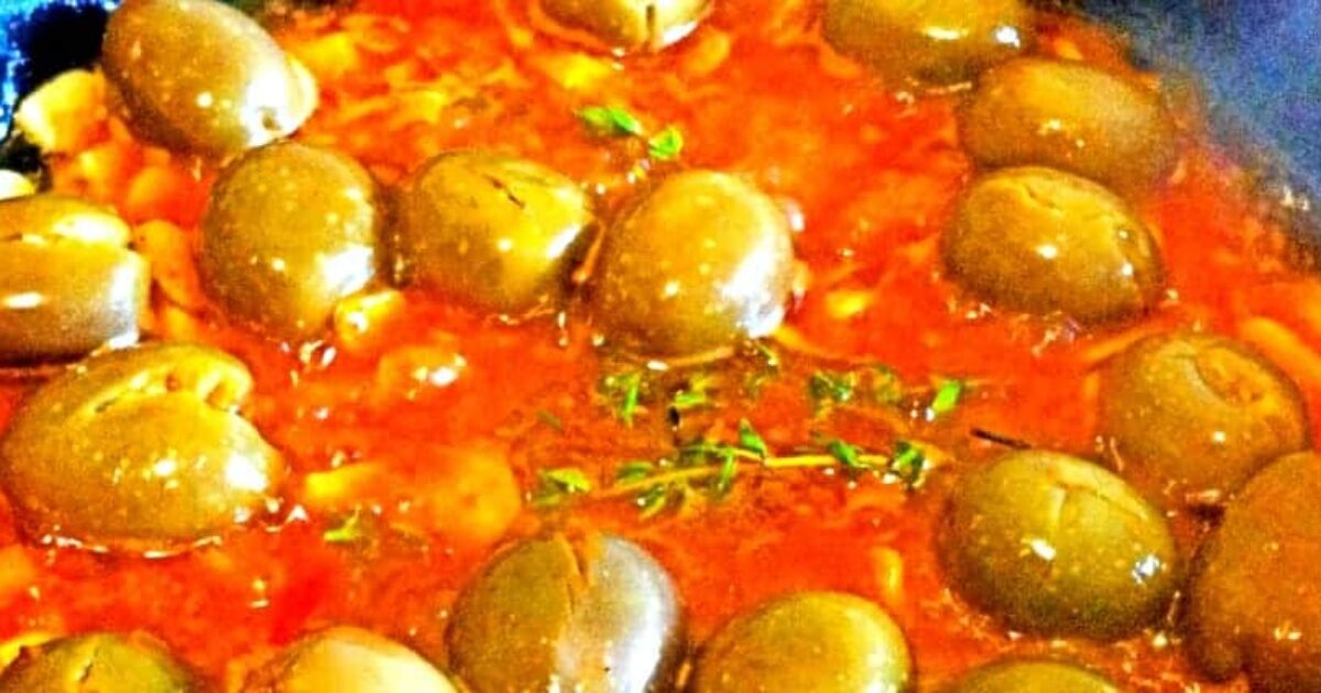 מתכון לזיתים מרוקאים מבושלים ברוטב עגבניות - איך להכין זיתים מרוקאים